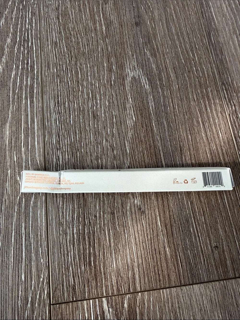 Jillian Dempsey Eyeliner Pencil in Taupe by Julep Dorsey